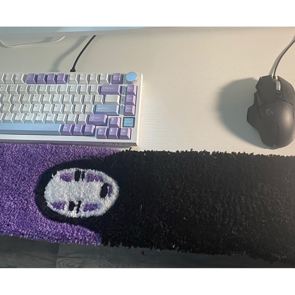 kaonashi keyboard rest tufted rug 24x6 - Picture 3 of 4